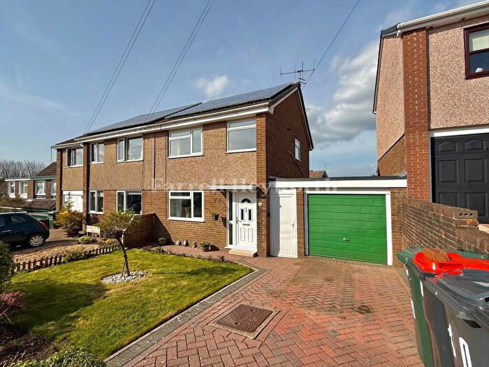 3 Bedroom House To Rent In Jackson Close, Lancaster, LA1