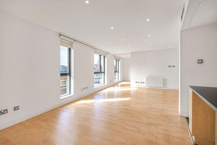 1 Bedroom Flat To Rent In Hawley Crescent, Camden Town, NW1