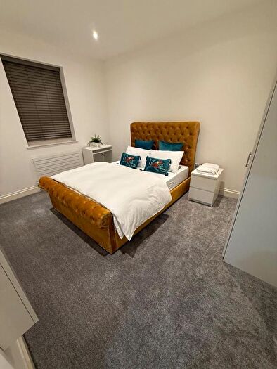 2 Bedroom Flat To Rent In Paddington, Capital House, W2