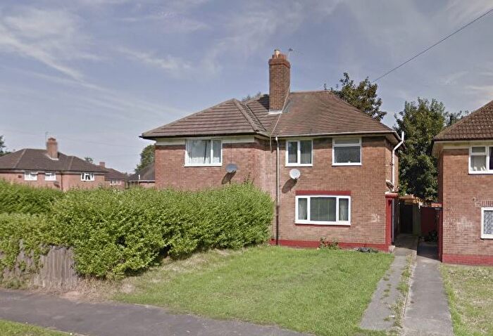 3 Bedroom Semi-Detached House To Rent In Keresley Grove, Quinton, Birmingham, B29