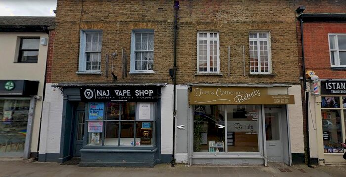 3 Bedroom Flat To Rent In St. Peters, Guildford Road, Ottershaw, Chertsey, KT16