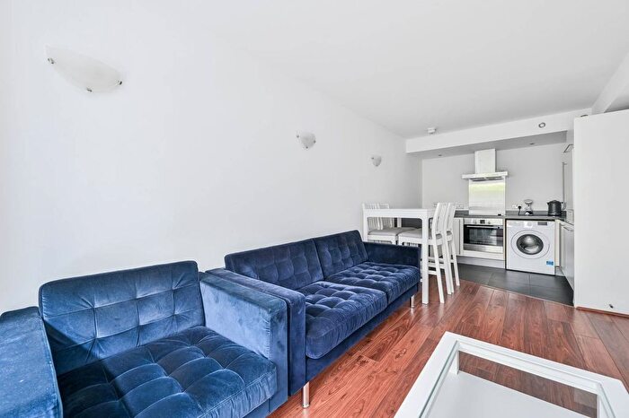 1 Bedroom Flat To Rent In Cadogan Road, Woolwich, London, SE18
