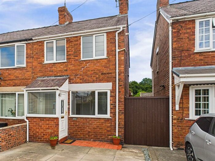 3 Bedroom End Terrace House For Sale In Hawarden Road, Caergwrle, Wrexham, LL12