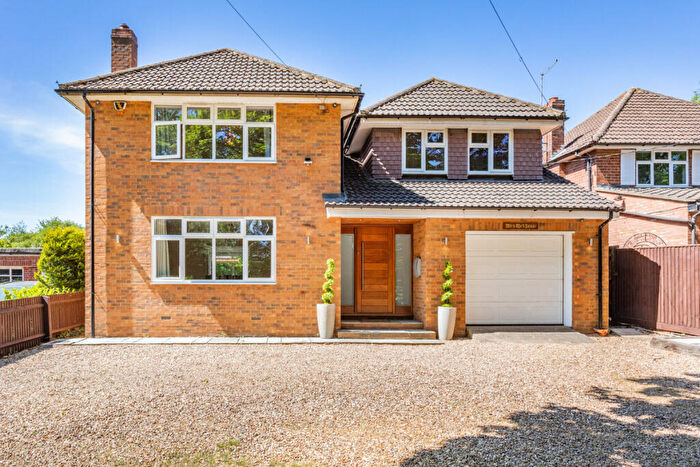 6 Bedroom Detached House For Sale In Lumbertubs Lane, Northampton, NN3