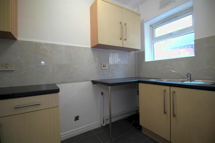 1 Bedroom Flat To Rent In Saxby Street, Off London Road, Leicester, LE2