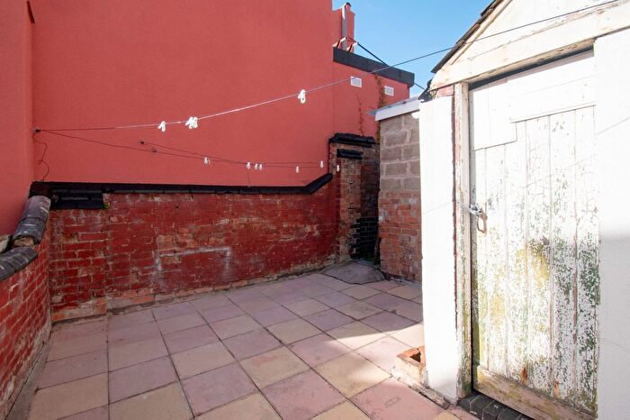 3 Bedroom End Of Terrace House For Sale In Dronfield Street, Evington, LE5