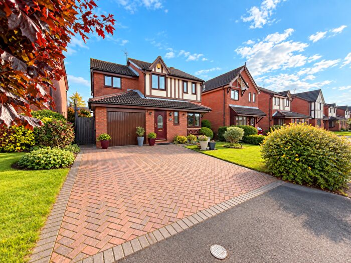 4 Bedroom Detached House For Sale In Tynedale Close, South Reddish, Stockport, SK5