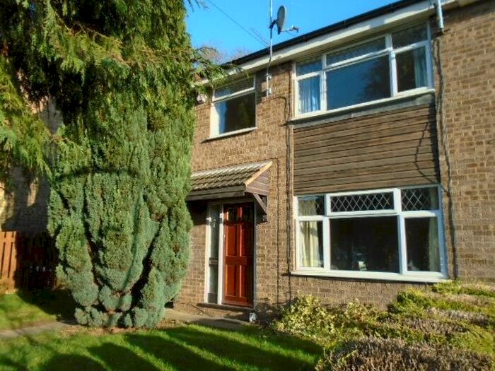 3 Bedroom Property To Rent In Bradshaw Avenue, Glen Parva, Leicester LE2