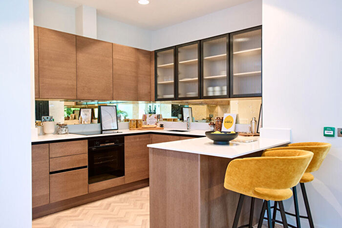 2 Bedroom Apartment To Rent In The Silver Yard, Birmingham Birmingham, B4