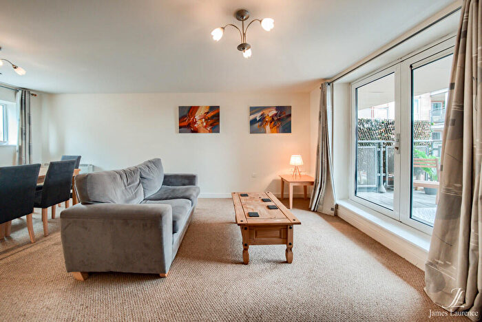 2 Bedroom Apartment For Sale In Heritage Court, Warstone Lane, Jewellery Quarter, B18