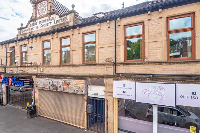 1 Bedroom Flat To Rent In Lower Wortley Road, Leeds, LS12