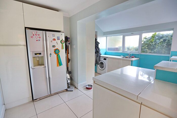 4 Bedroom Detached House For Sale In Ash Grove, Prestwich, M25