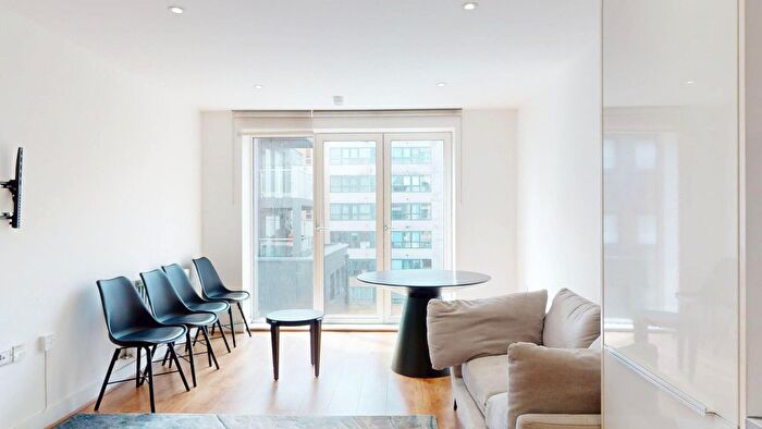 1 Bedroom Flat To Rent In Headstone Road, Harrow, HA1