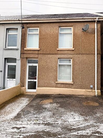 3 Bedroom Semi-Detached House To Rent In Waterloo Road, Penygroes, SA14