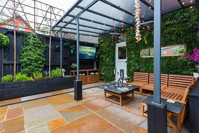 3 Bedroom Detached House For Sale In Durham Avenue, Lytham St Annes, FY8