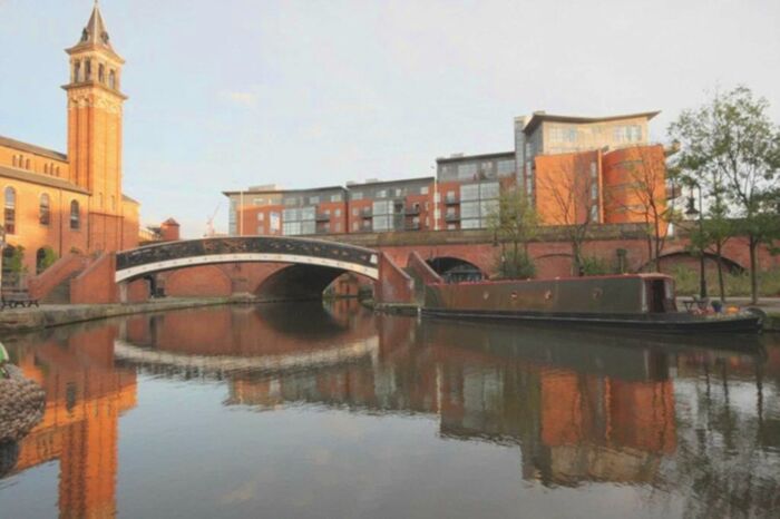 2 Bedroom Flat To Rent In Deansgate, Manchester, M3