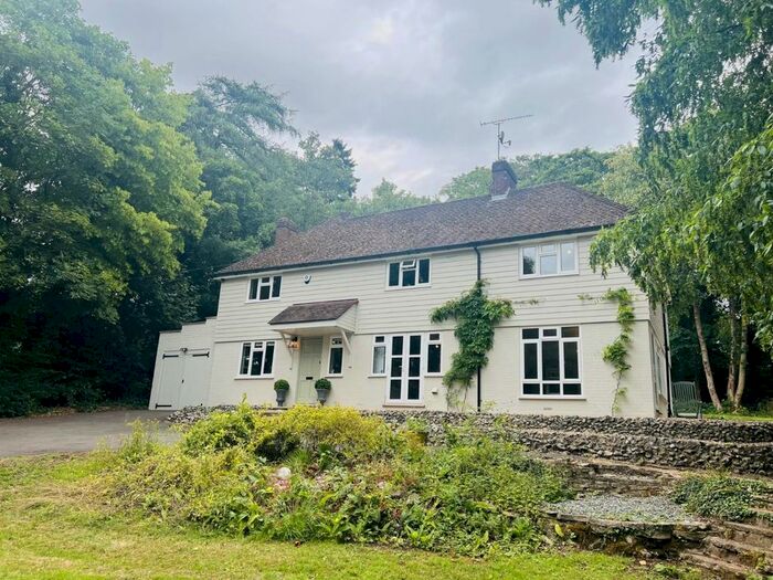 5 Bedroom Detached House To Rent In High Molewood, Hertford, SG14