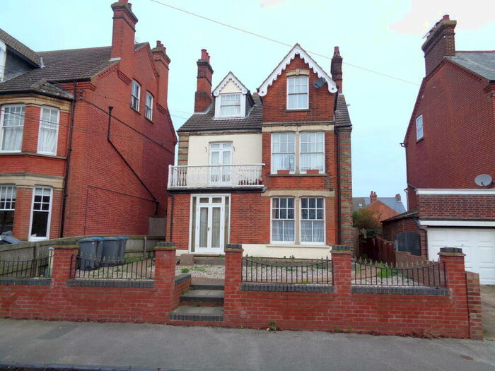 1 Bedroom Flat To Rent In Bath Road, Felixstowe, IP11