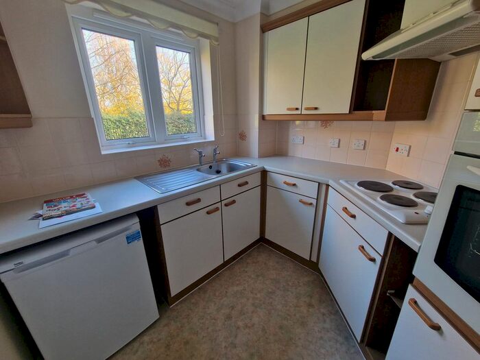 1 Bedroom Flat To Rent In Bishops Court, Watford Road, Wembley, HA0