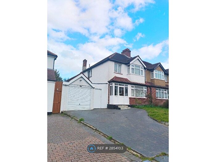 3 Bedroom Semi-Detached House To Rent In Foresters Drive, Wallington, SM6