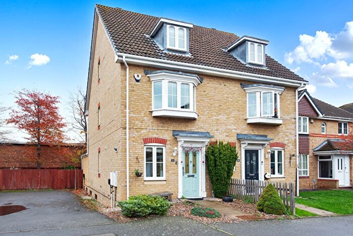 3 Bedroom Semi-Detached House For Sale In Staines, Surrey, TW18