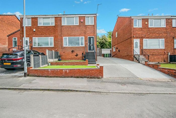 3 Bedroom Semi-Detached House For Sale In Wheelwright Close, Leeds, LS12