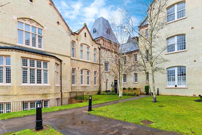 2 Bedroom Apartment For Sale In Kingsley Avenue, Fairfield, Hitchin, SG5