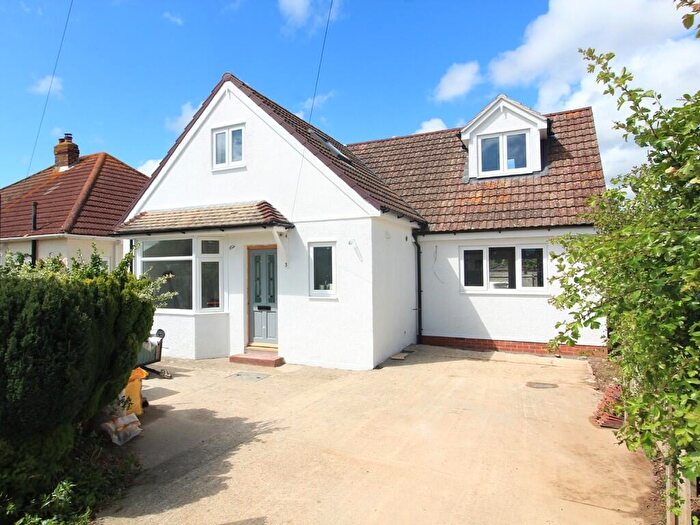 4 Bedroom Detached House To Rent In Merton Crescent, Portchester, PO16