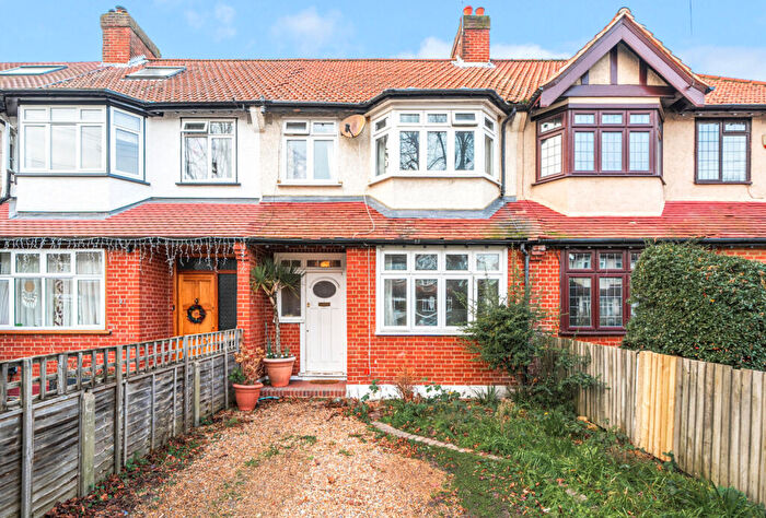 3 Bedroom Terraced House For Sale In Caldbeck Avenue, Worcester Park, KT4