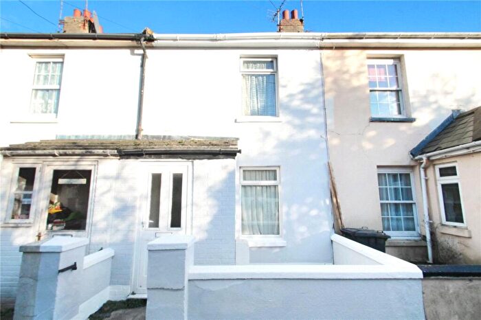 2 Bedroom Terraced House To Rent In Beaconsfield Road, Wick, Littlehampton, West Sussex, BN17