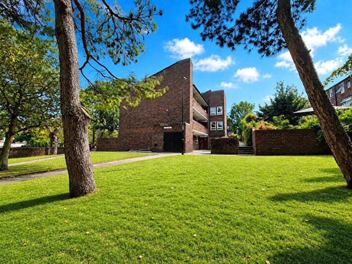 1 Bedroom Flat For Sale In Bonfield Road, London, SE13