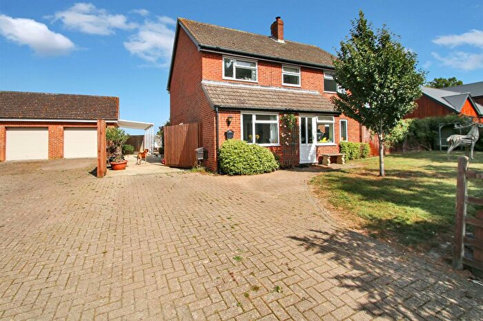 4 Bedroom Detached House For Sale In Bethersden, Ashford, TN26