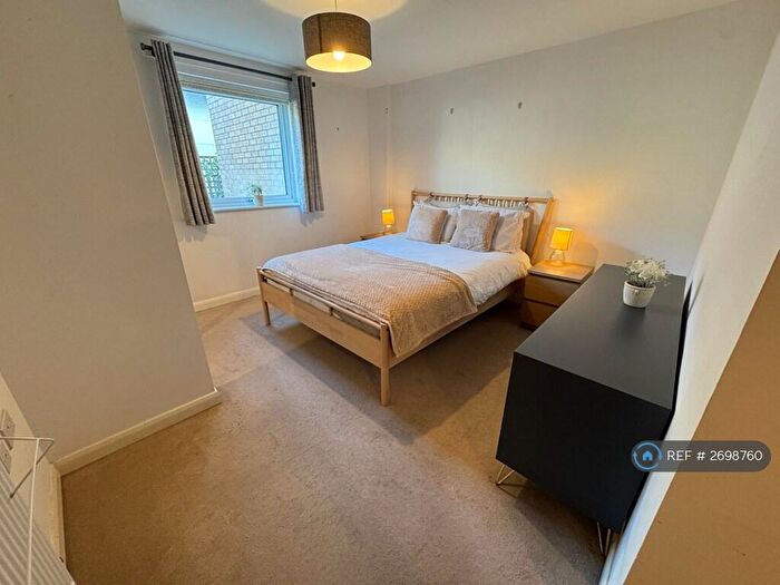 2 Bedroom Flat To Rent In Pym Court, Cambridge, CB1