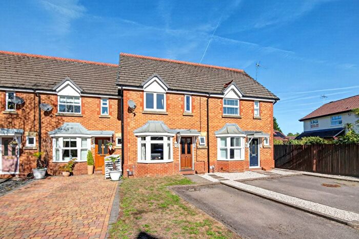 2 Bedroom Terraced House For Sale In Hale End, Bracknell, RG12