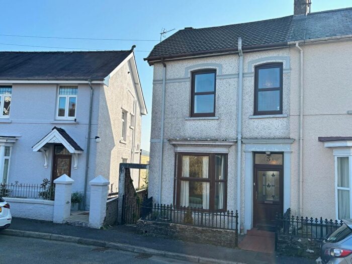 3 Bedroom Semi-Detached House For Sale In Stepney Road, Llandeilo, Carmarthenshire., SA19