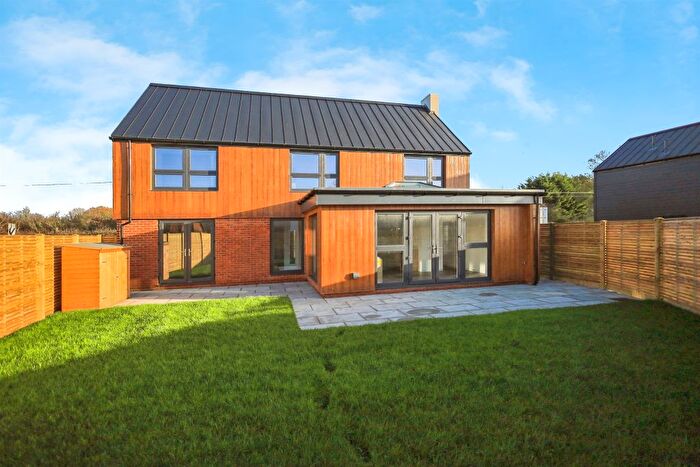 5 Bedroom Detached House For Sale In The Paddock, Upper Dicker, Hailsham, BN27