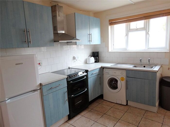 3 Bedroom Flat To Rent In Dunalley Street, Cheltenham, GL50