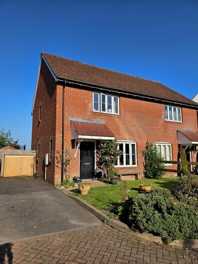 2 Bedroom Semi-Detached House For Sale In Sun Close, Lewes, BN7