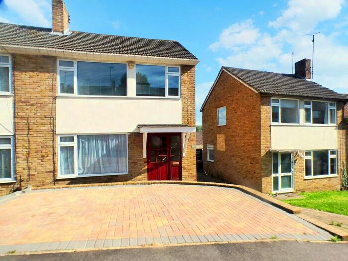 3 Bedroom Semi-Detached House To Rent In Roseholme, Maidstone, ME16