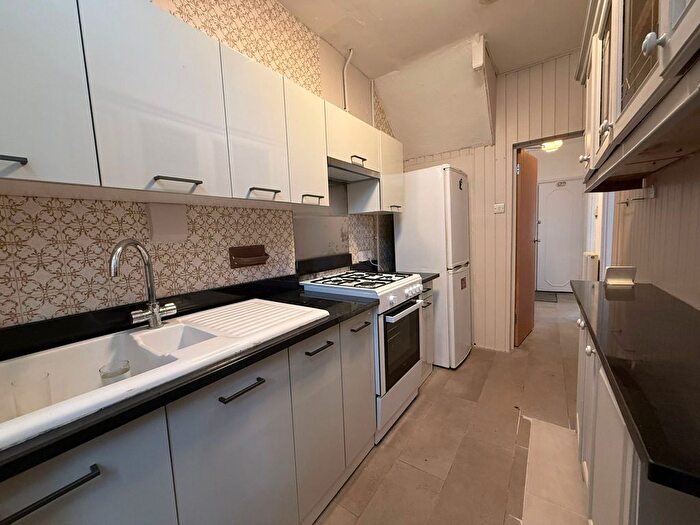 3 Bedroom Terraced House To Rent In Dagenham, RM8