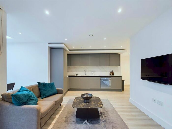 1 Bedroom Flat To Rent In Akron House, London, TW8