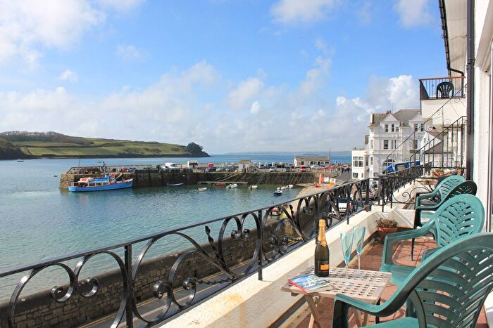 3 Bedroom Maisonette For Sale In Kings Road, St. Mawes, Truro, TR2