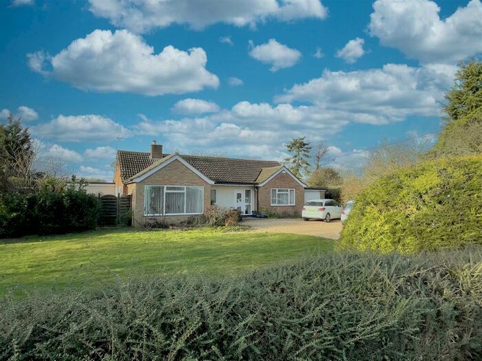 3 Bedroom Detached Bungalow For Sale In Saxham Street, Stowupland, Stowmarket, IP14