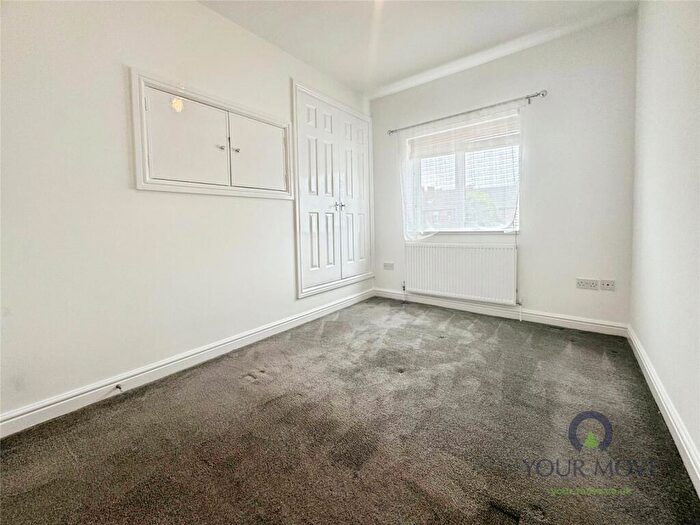 2 Bedroom Detached House To Rent In Blackberry Lane, Halesowen, West Midlands, B63