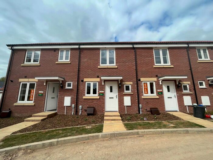 2 Bedroom Property To Rent In Bunting Court, Yeovil, BA22
