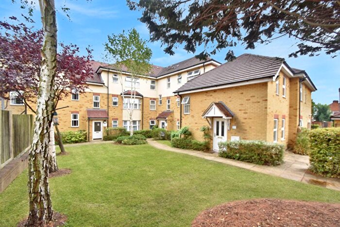 1 Bedroom Flat For Sale In Green Dragon Court, Strathmore Avenue, Luton, Bedfordshire, LU1