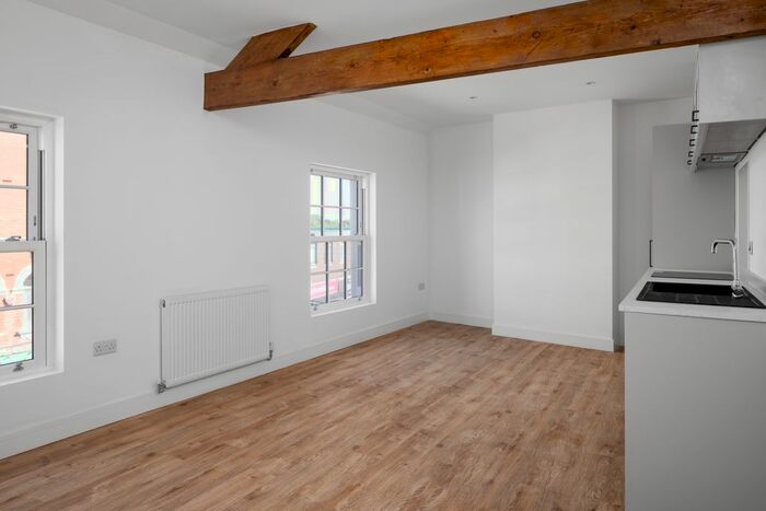 1 Bedroom Flat To Rent In High Street, Long Eaton, Nottingham, NG10