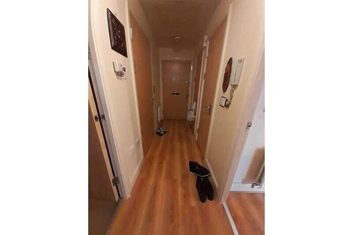 2 Bedroom Apartment To Rent In Lee Bank Middleway, Birmingham, West Midlands, B15