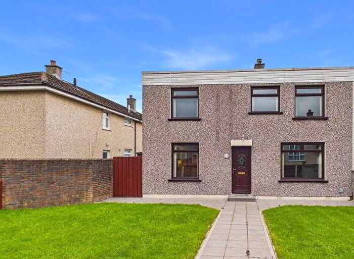 4 Bedroom End Of Terrace House For Sale In Owenreagh Close, Newtownabbey, BT37