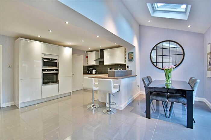 4 Bedroom Detached House For Sale In Aldwinians Close, Audenshaw, Tameside, M34